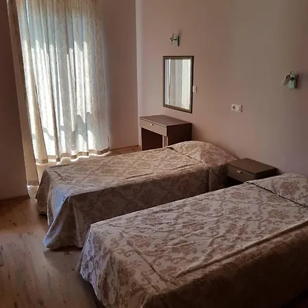 By The Sea Apartman *